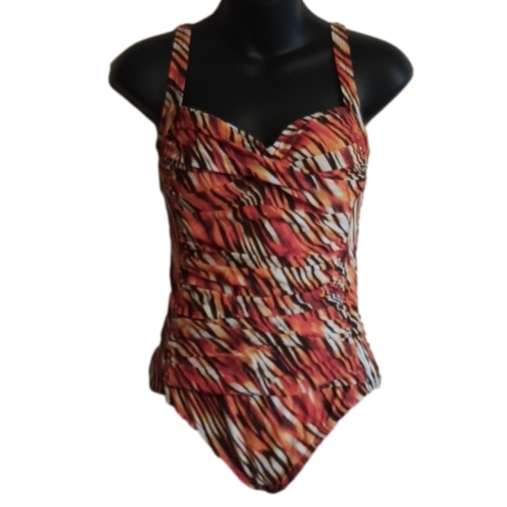 EMERALD Bay size 8 swimsuit.Jungle/ tiger vibes. Good used condition, no flaws.